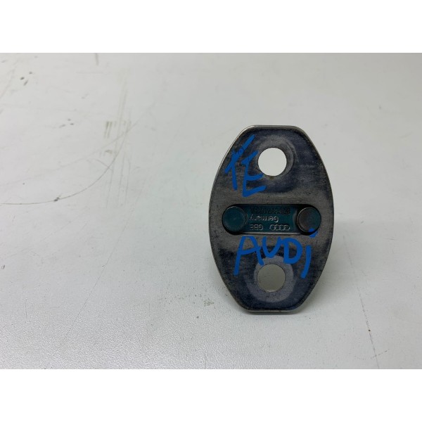 Batente De Porta Tras. Esquerdo Audi Q7 2012 8z0837033a 2892