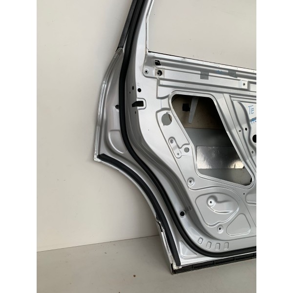 Porta Traseira Esquerda Audi Q7 2012 - 4l0833311 Traseira Esquerdo Prateado