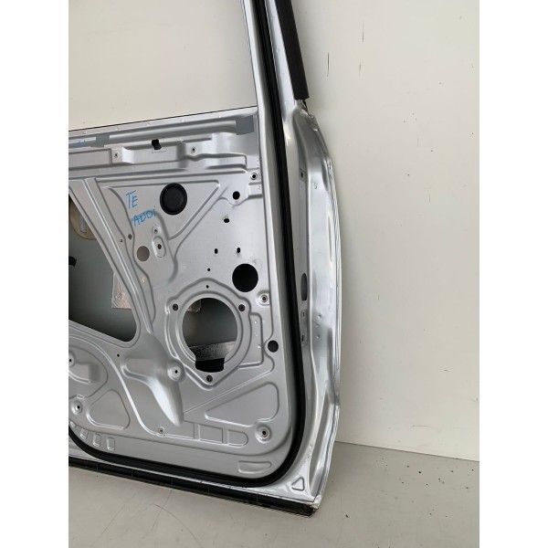 Porta Traseira Esquerda Audi Q7 2012 - 4l0833311 Traseira Esquerdo Prateado