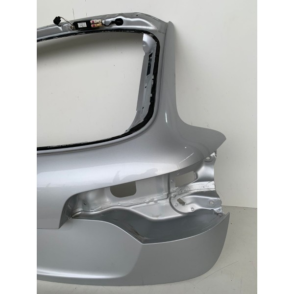 Tampa Traseira Audi Q7 3.0 V6 2012 4l0823155a - Sem Detalhes Prateado