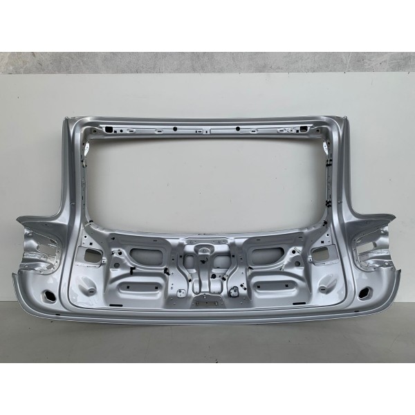 Tampa Traseira Audi Q7 3.0 V6 2012 4l0823155a - Sem Detalhes Prateado