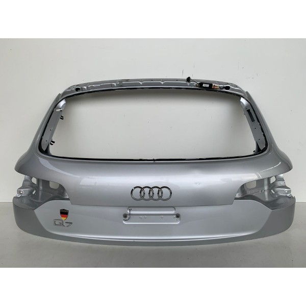 Tampa Traseira Audi Q7 3.0 V6 2012 4l0823155a - Sem Detalhes Prateado