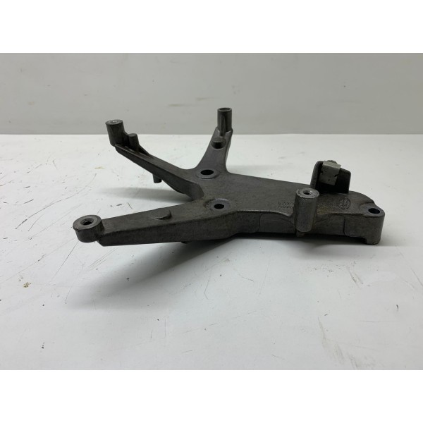 Suporte Modulo Do Cambio Evoque 2013 2692 Bj322n628ad