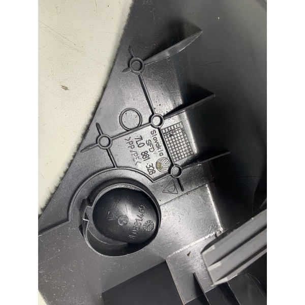 Acabamento Dianteiro Direito Audi Q7 2012 7l0881328 2838