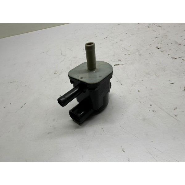 Válvula Canister Toyota Corolla 2013 9091012276 5142