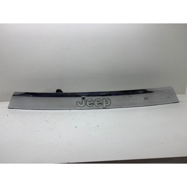 Friso Tampa Traseira Com Logo Jeep Grand Cherokee 2012