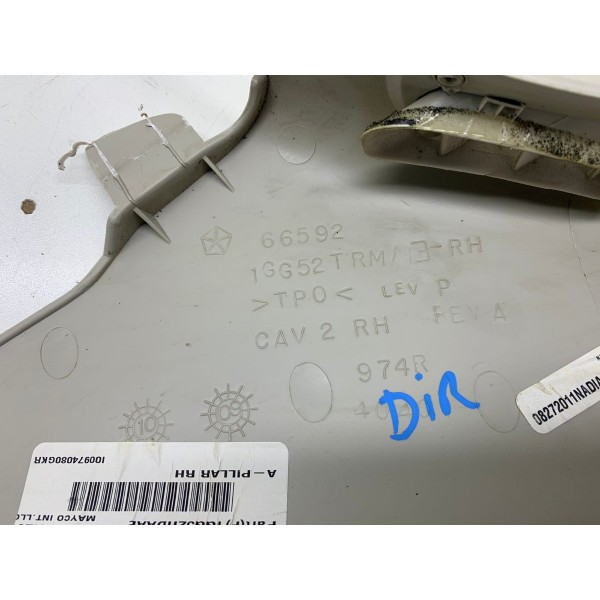 Acabamento Coluna Para-brisa Dir. Jeep Grand Cherokee 2012