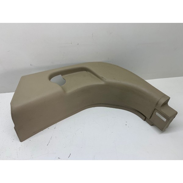 Acabamento Pé Da Coluna Dianteira Esquerda Freelander 2 2010