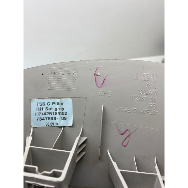 Acabamento Coluna Traseira Direita Mini Cooper S 2015 2527