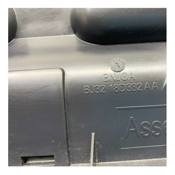 Moldura Difusor Ar Central Evoque 2013 Bj3218d332aa 2720