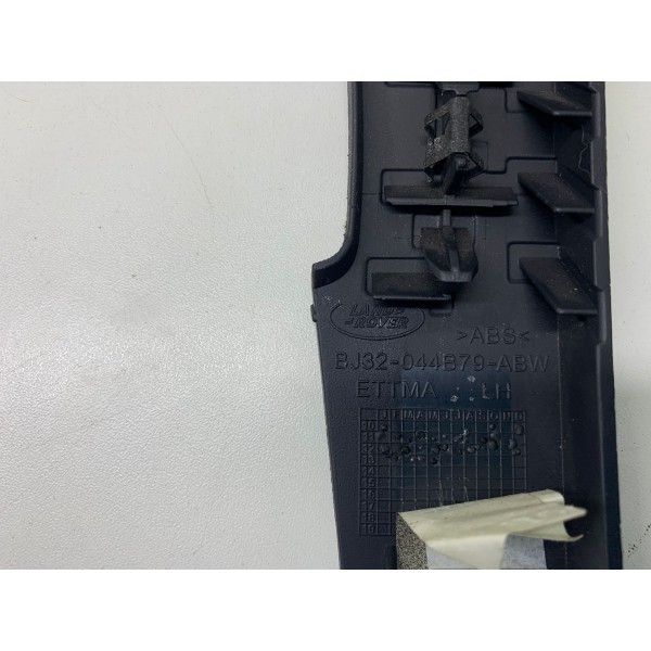 Acabamento Esquerdo Painel Evoque 2013 Bj32044b79 2263