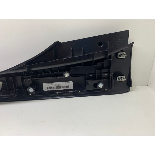 Soleira Do Porta Malas Evoque 2013 Bj3m113a10 Preto