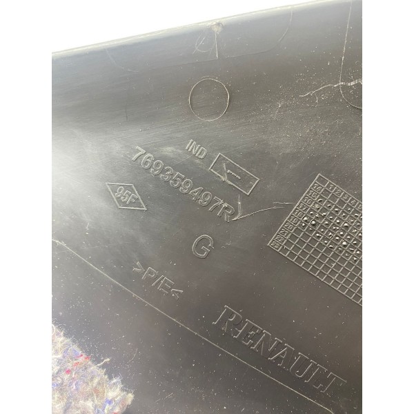 Suporte Tampão Porta Mala Dir. Renault Sandero 2015 A 2021