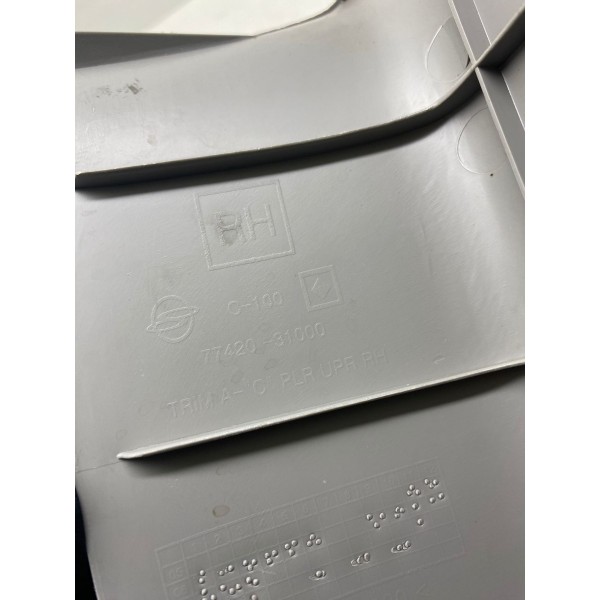 Acabamento Tras. Dir Superior Ssangyong Actyon 2010 2081