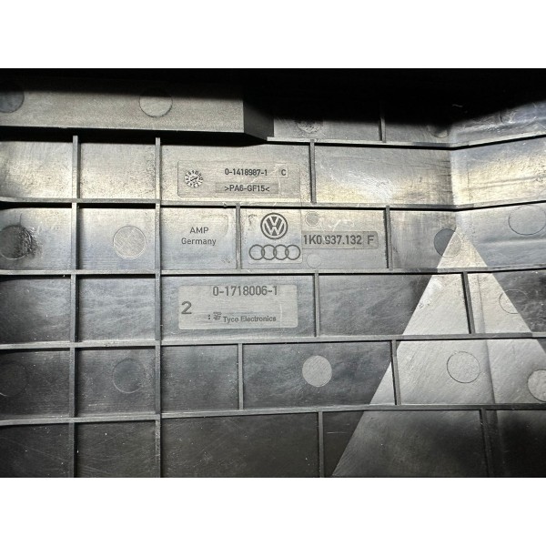 Tampa Caixa De Fusível Audi Q3 2014 1k0937132f 5076