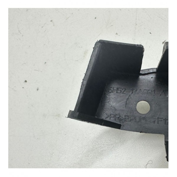 Guia Para-choque Tras. Dir. Freelander 2010 6h5217a881 2131