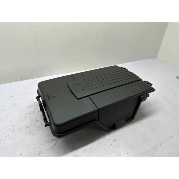 Tampa Caixa De Bateria Audi Q3 2014 3c0915443 5064