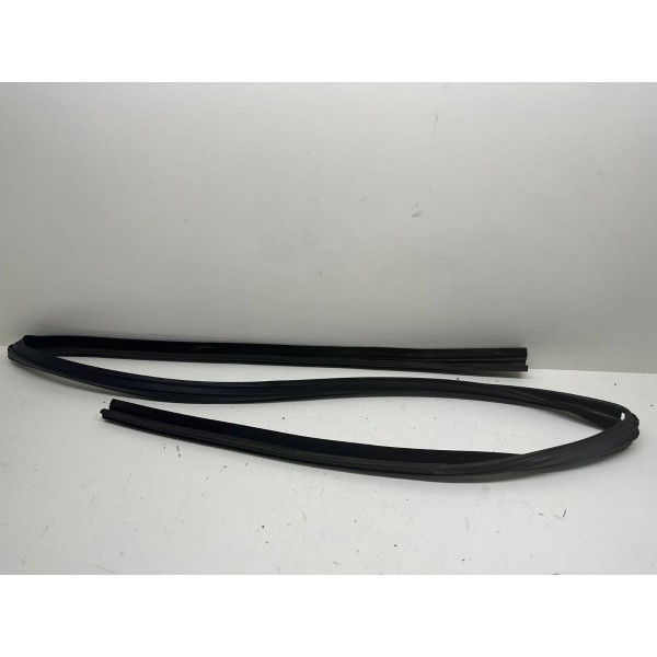 Canaleta Dianteira Direita Freelander 2010 2104