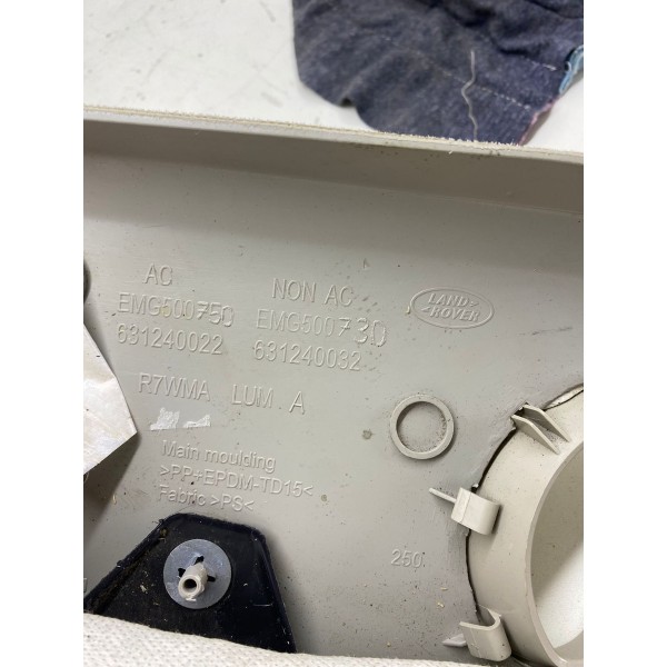 Acabamento Esquerdo Coluna Cinto Difusor Discovery 4 2013