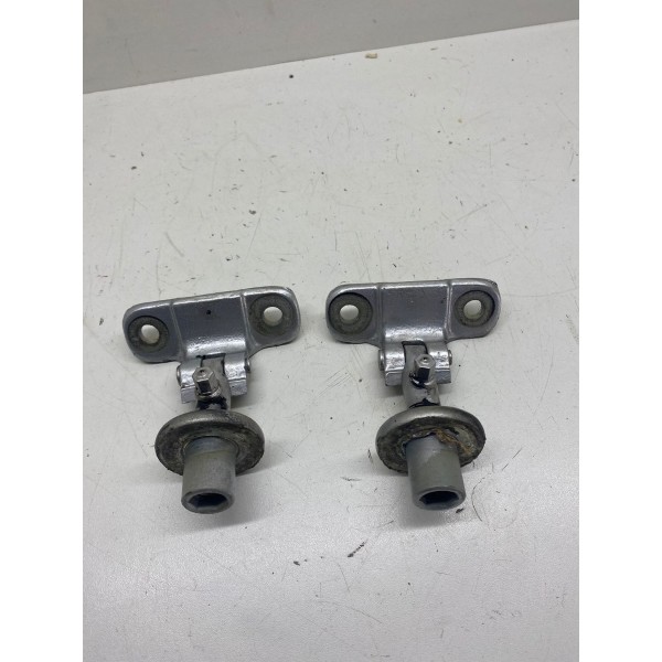 Dobradiça Tampa Tras Superior Land Rover Discovery 2013 1990