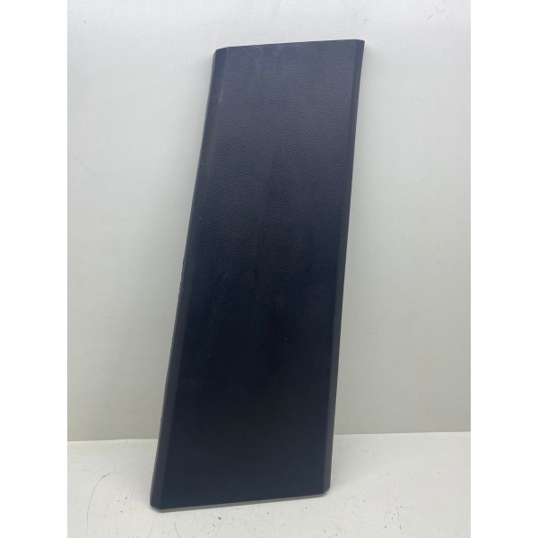 Acabamento Direito Coluna Inferior Discovery 4 2013