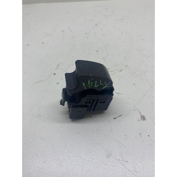 Botão Do Vidro Traseiro Direito Hilux 2011 1972