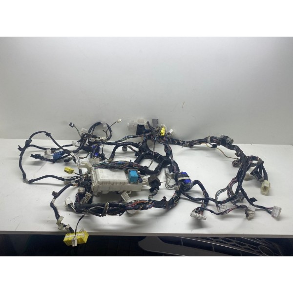 Chicote Caixa De Fusíveis - Toyota Hilux 2020