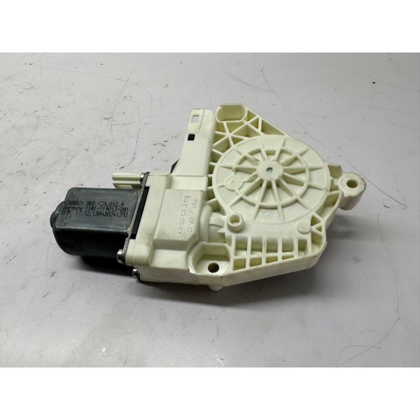Motor Máquina De Vidro Traseira Direita Audi Q3 2014 5048