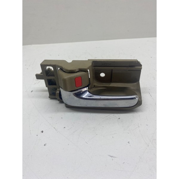 Maçaneta Interna Dianteira Esquerda Hilux 2011 1937