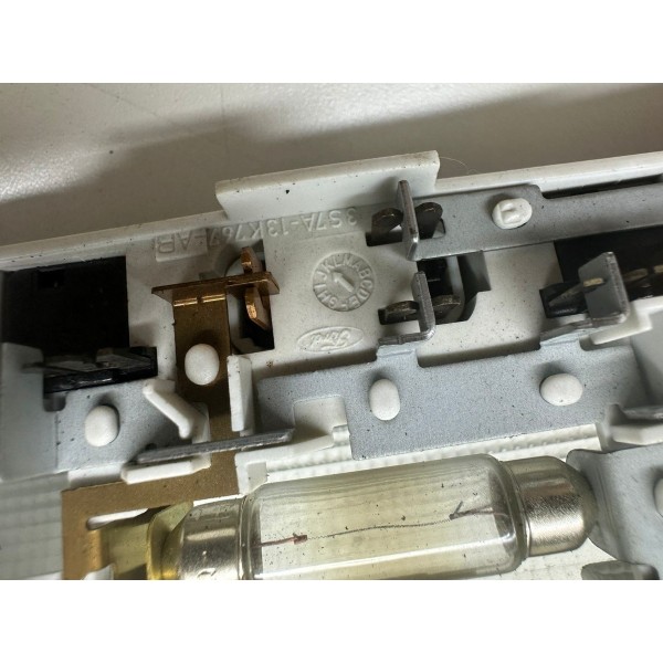 Luz De Teto Freelander 2010 3s7a13776 1855