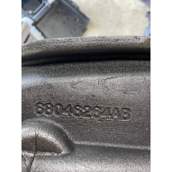 Isolamento Acústico Para-lama Dir. Grand Cherokee 2012 1165