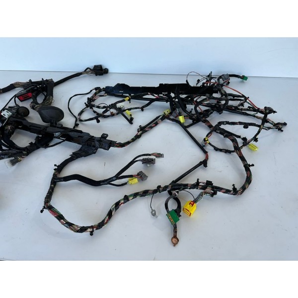 Chicote Interno Cabine Dodge Ram 2500 2012 1930