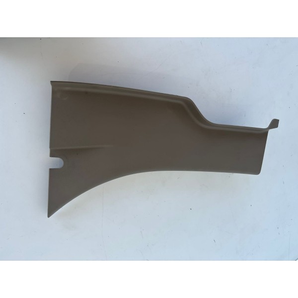 Acabamento Coluna Traseira Esquerda Dodge Ram 2500 2012 1905