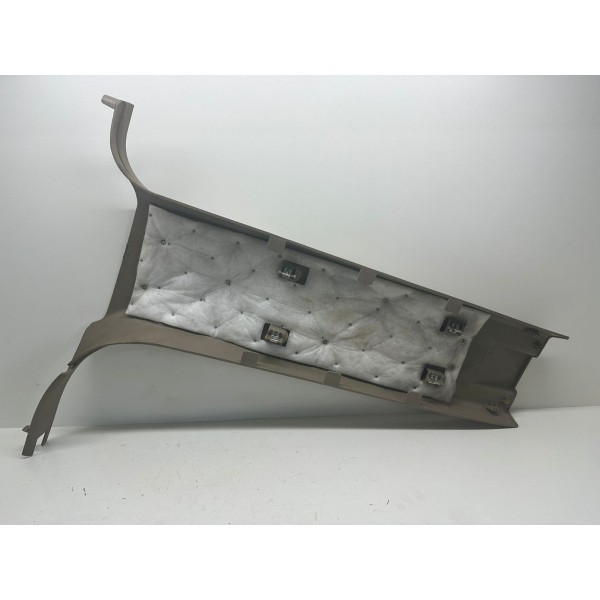 Acabamento Coluna Inferior Diant. Dir. Dodge Ram 2500 2012