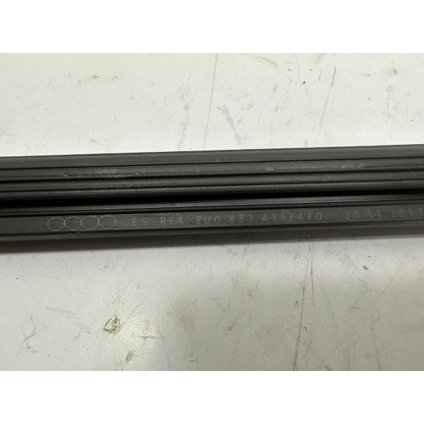 Pestana Interna Audi Q3 2014 5029