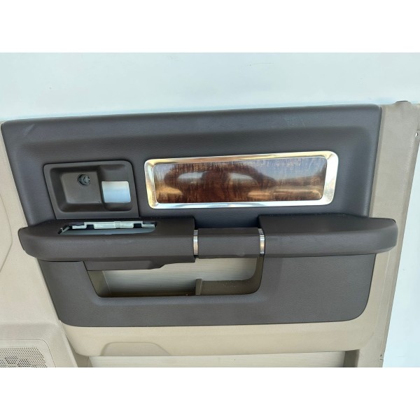 Forro De Porta Dianteiro Direito Dodge Ram 2500 2012