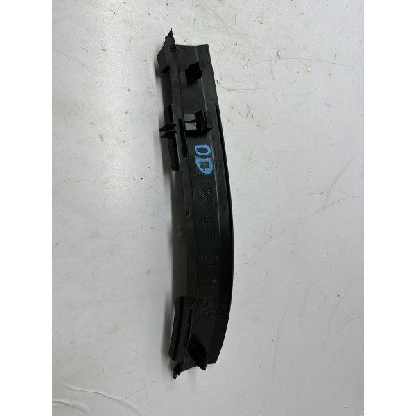 Acabamento Dianteiro Lado Direito Audi Q3 2014 8u0868204 Preto