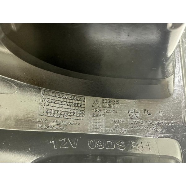 Lanterna Traseira Direita Dodge Ram 2500 2012 1660 Direito Vermelho