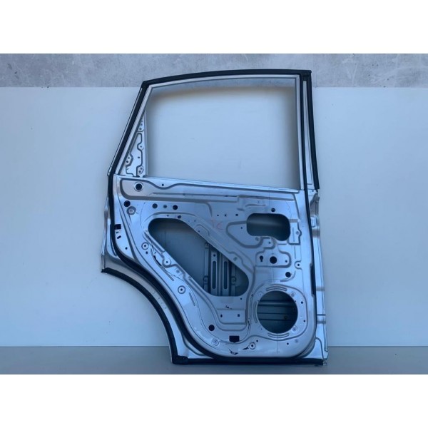 Porta Traseira Esquerda Ssangyong Actyon 2.0 2010 Prateado