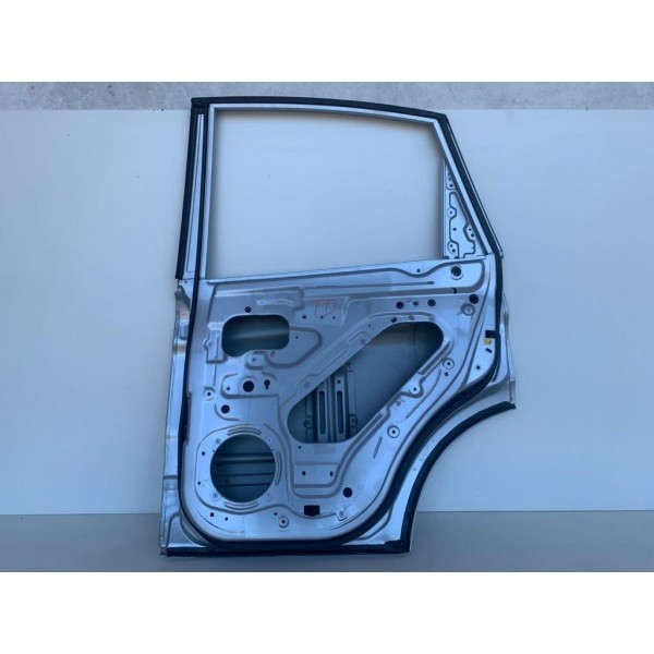 Porta Traseira Direita Ssangyong Actyon 2.0 2010 Prateado