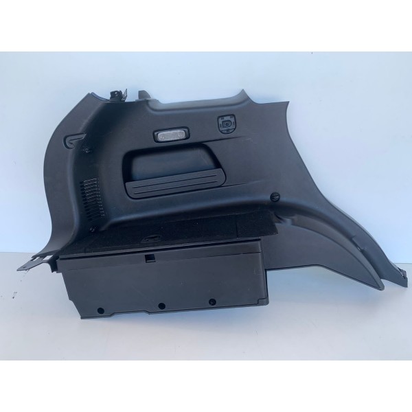 Acabamento Lateral Esq. Porta Malas Ssangyong Actyon 2010