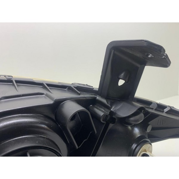 Farol Direito Ssangyong Actyon 2010 Liso 1575 Direito