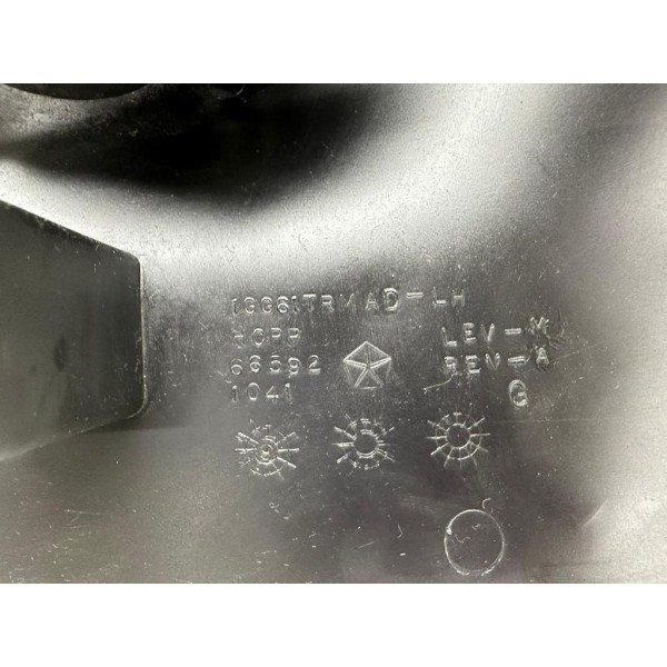 Acabamento Coluna Tras Esq Jeep Cherokee 2012