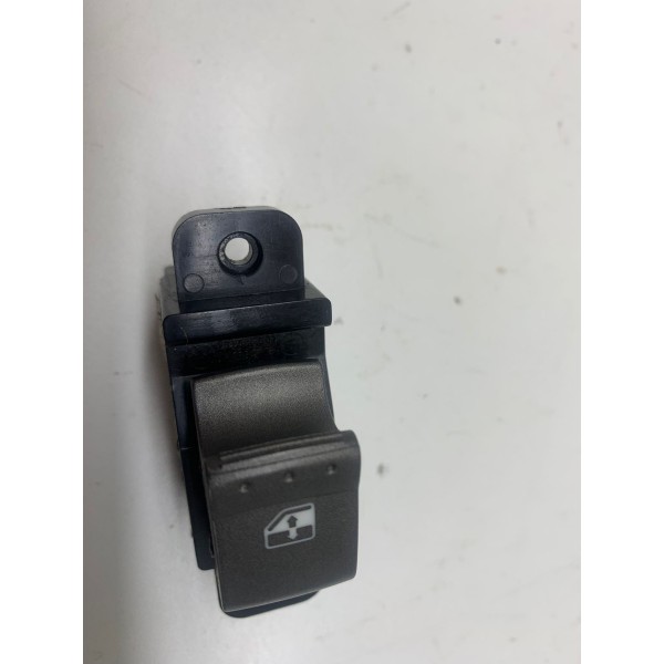 Botão Comando Vidro Tras. Direito Ssangyong Actyon 2010 1136