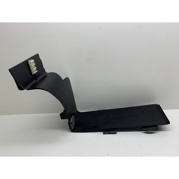 Acabamento Esq. Bateria Discovery 4 2013 Ah2201445ab 1067