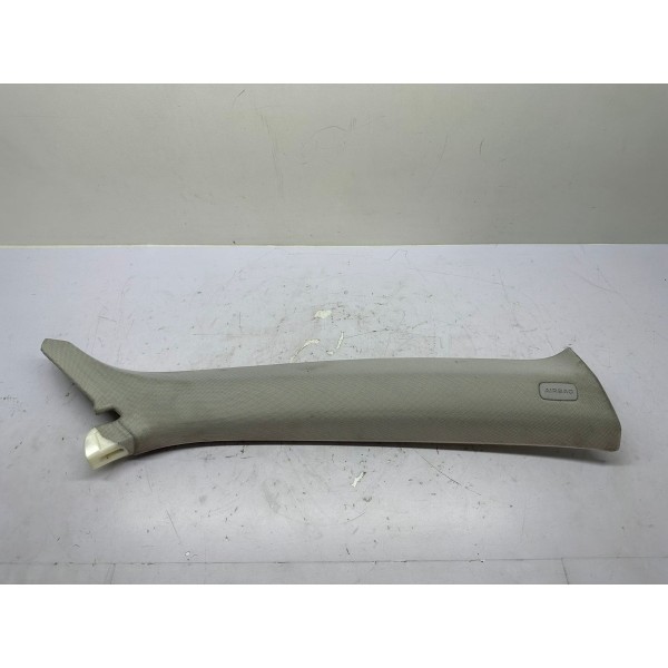 Acabamento Coluna Para Brisa Audi Q3 2014 8u0867234