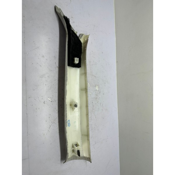 Acabamento Coluna Para Brisa Audi Q3 2014 8u0867234