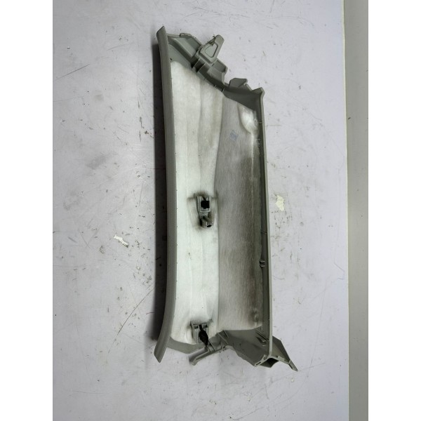 Acabamento Coluna  C  Tras, Esquerda Audi Q3 2014 8u0867287