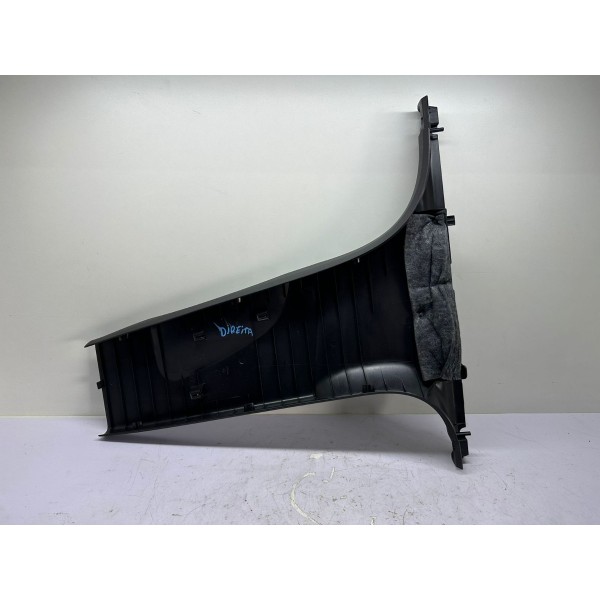 Acabamento Inferior Coluna Direita Audi Q3 2014 8u0867240