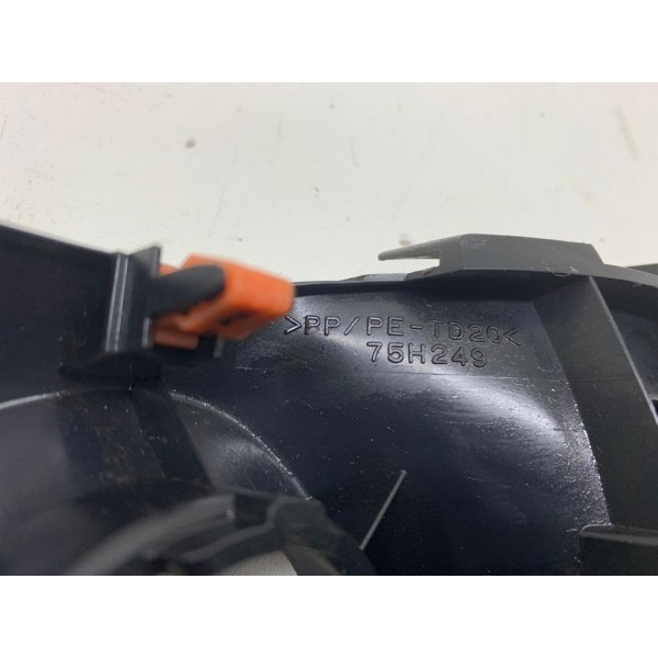 Moldura Acabamento Comando Ar Cond Hilux Srv 20 75h249 1320